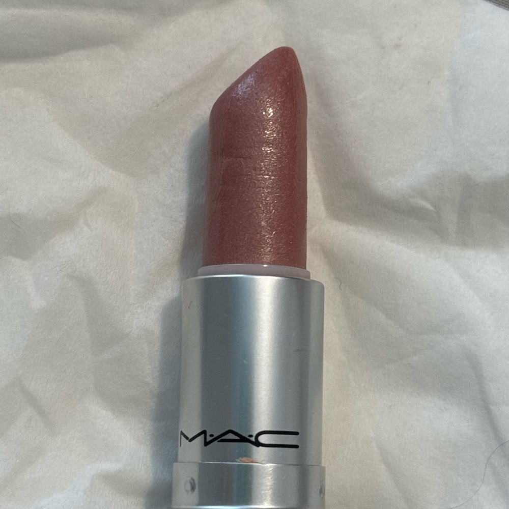RARE VINTAGE MAC Lustre lipstick in POLITELY PINK 🩷